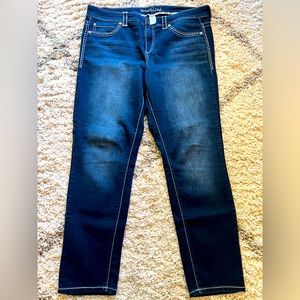 Maurices Dark Wash Size 18 short straight leg denim